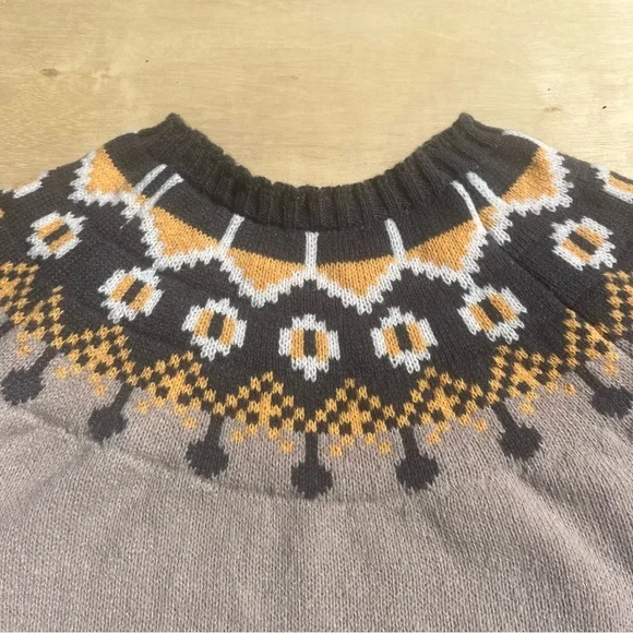 Women’s small grey pattern knit sweater comfy cozy fall winter casual crew warm - Picture 4 of 9